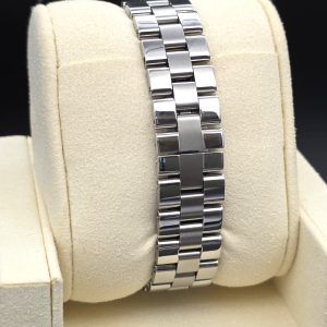 Mint 2016 Cartier Roadster W62016V3 Roman dial - Image 3