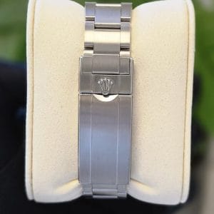 Alternative view of Mint 2019 Rolex Submariner Oyster 116610LN 40mm