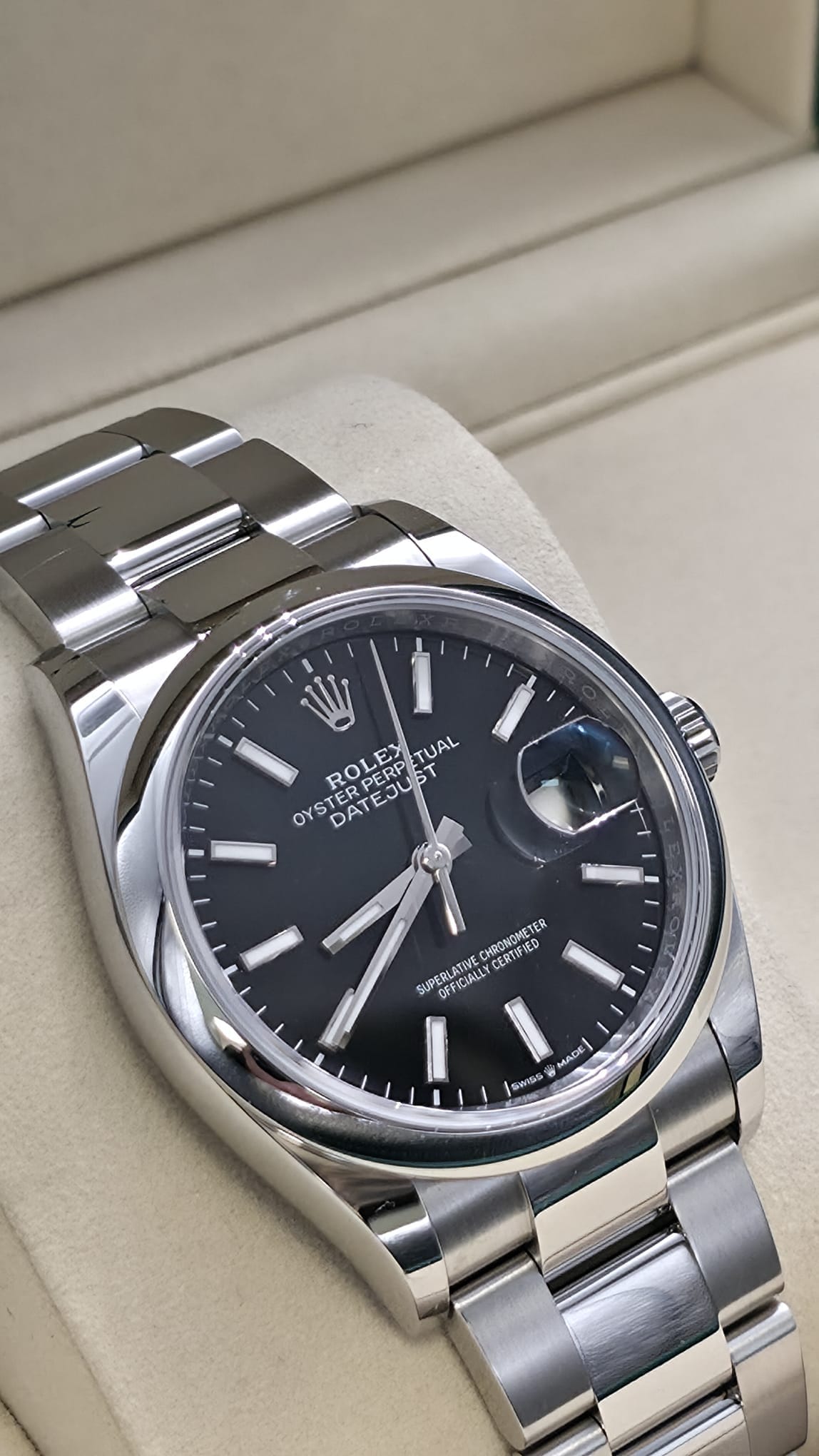 Mint 2025 Rolex Datejust Oyster Black Dial 126200 36mm - Image 3