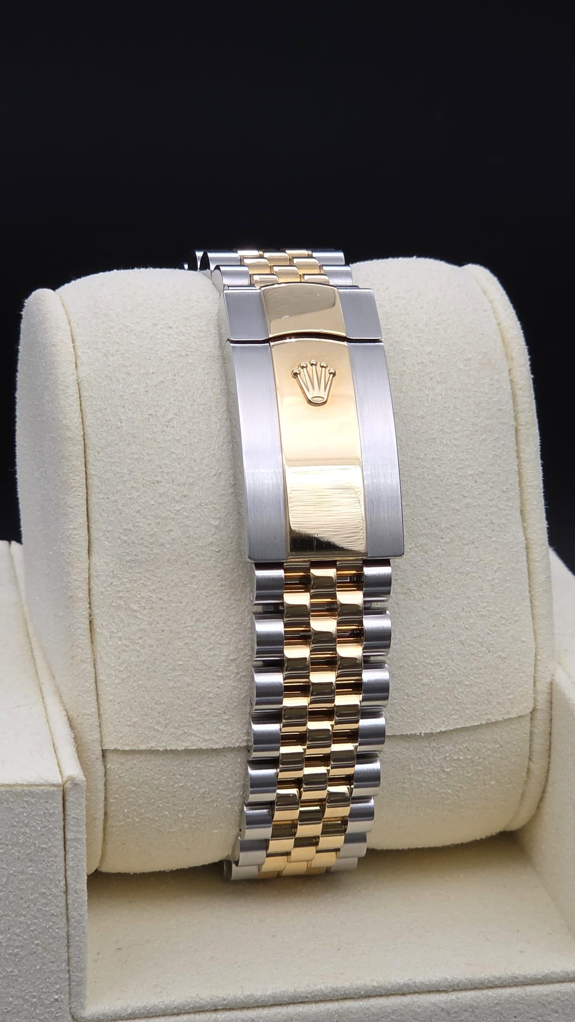Mint 2019 Rolex Datejust Jubilee Black Dial w 10 Point Diamonds 36mm - Image 3